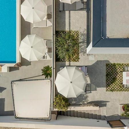 Holiday Home Lolina,Sea On A Palm! Heated Pool 트로기르 외부 사진